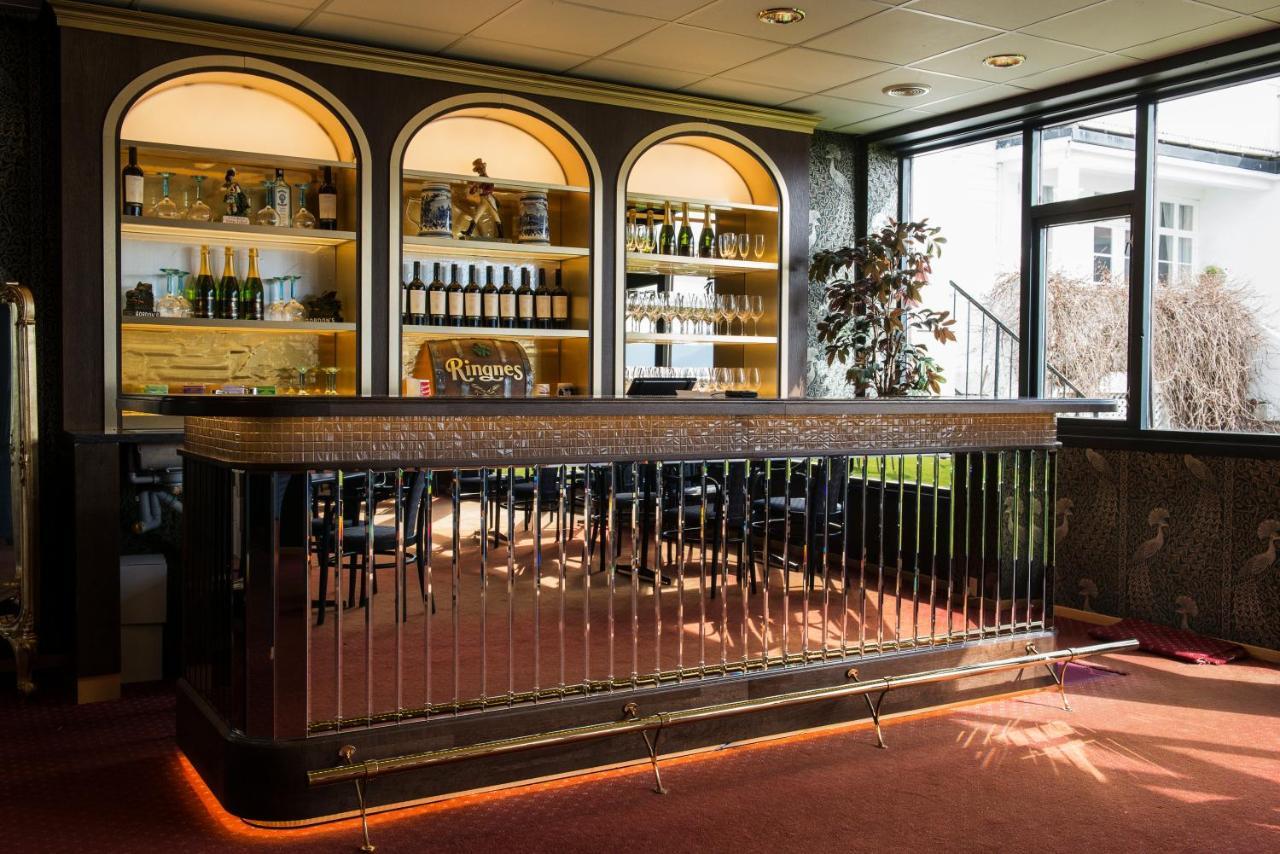 Leikanger Fjordhotel - Unike Hoteller Екстер'єр фото