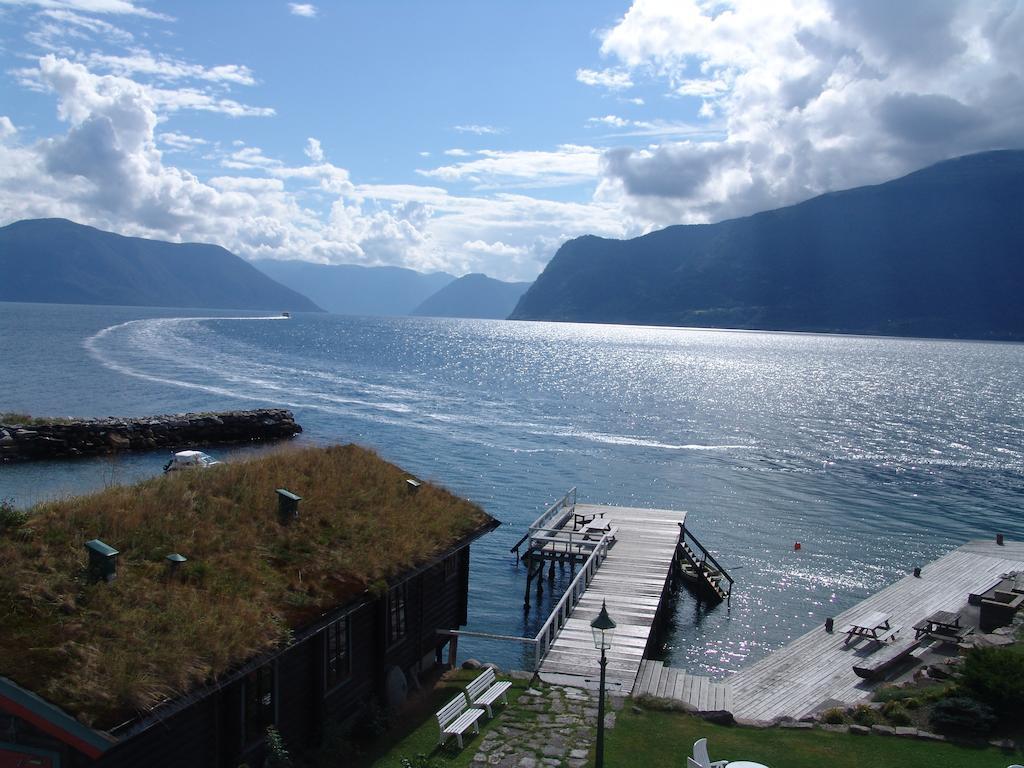 Leikanger Fjordhotel - Unike Hoteller Екстер'єр фото